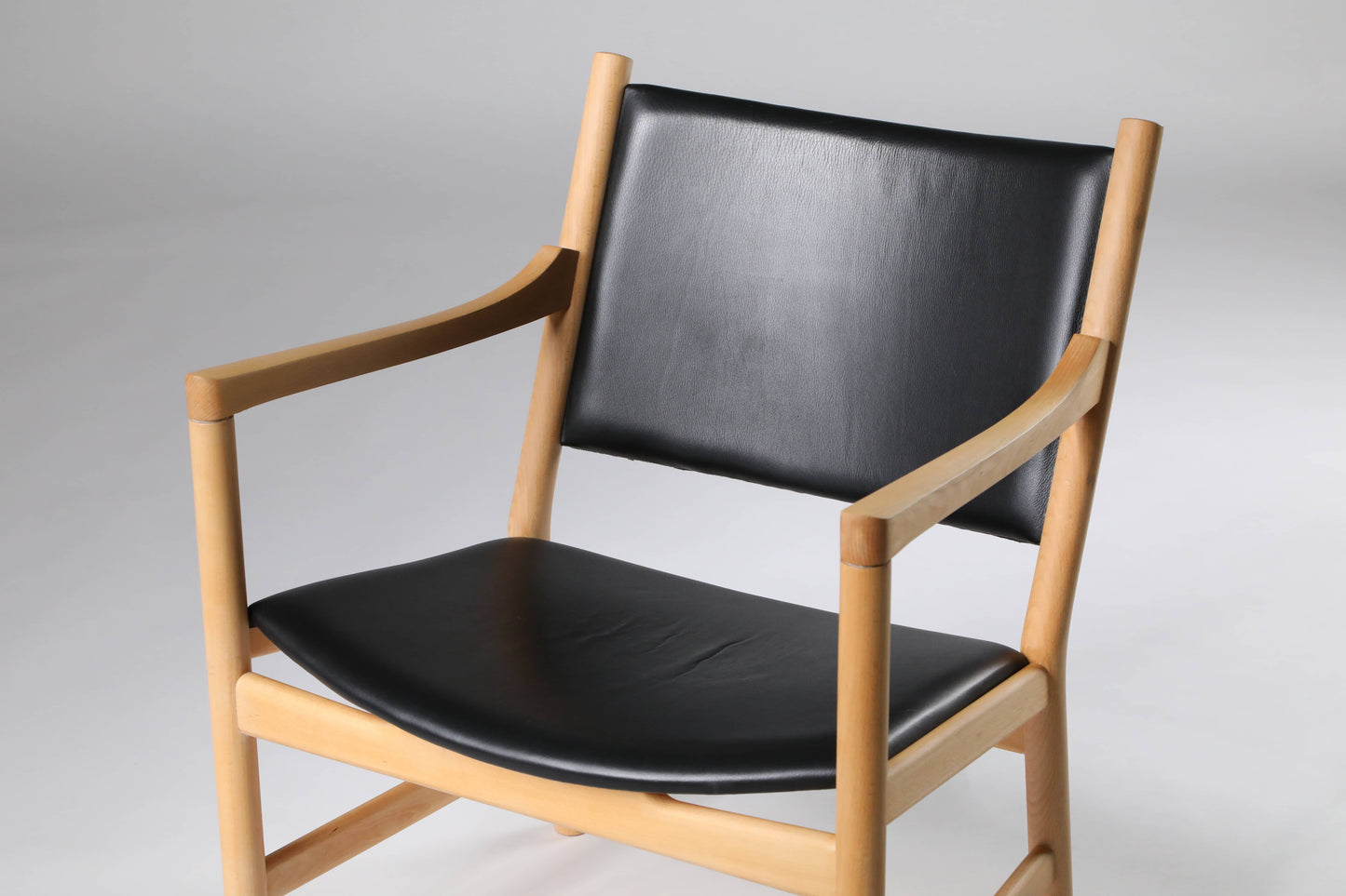 Hans J. Wegner, Carl Hansen & Søn, CH-52 Nojatuoli