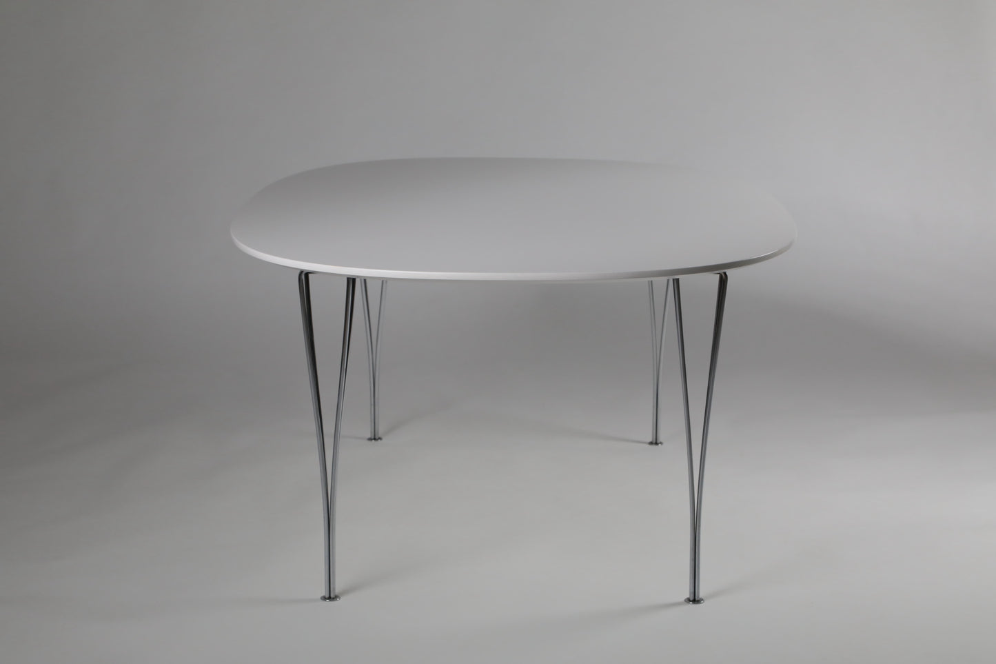 Bruno Mathsson B613 Super-Elliptical table